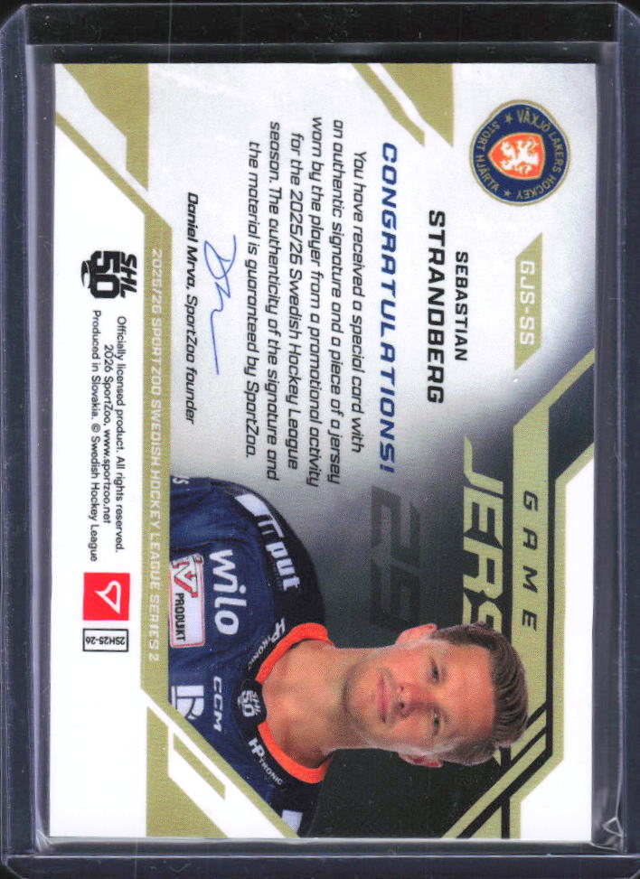 2025-26 SportZoo SHL Series 1 Sebastian Strandberg Game Jersey Signature 04/25 baksida