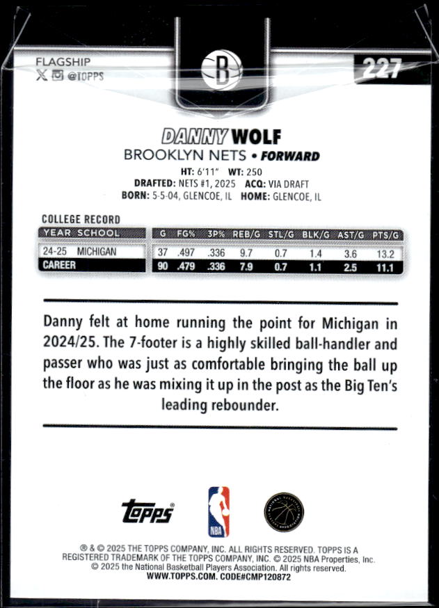 2025-26 Topps #227 Danny Wolf RC - baksida