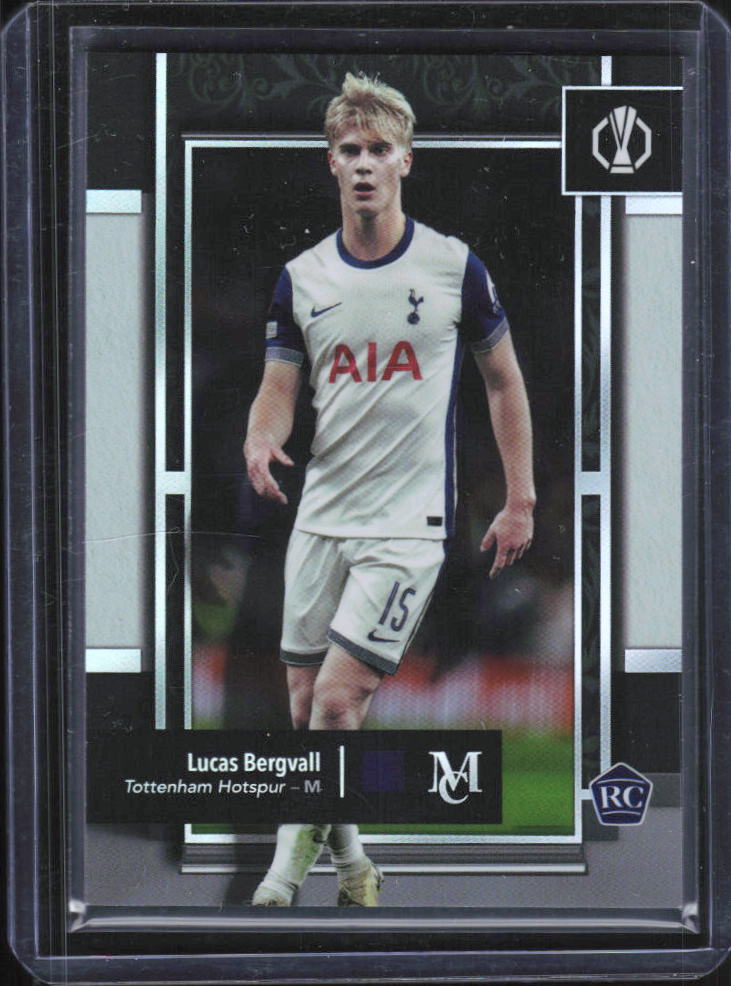 2024-25 Topps Museum Collection UEFA Lucas Bergvall RC #46 framsida