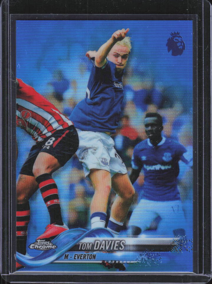 2018-19 Topps Chrome Premier League Tom Davies Blue Refractor #3 134/150 framsida