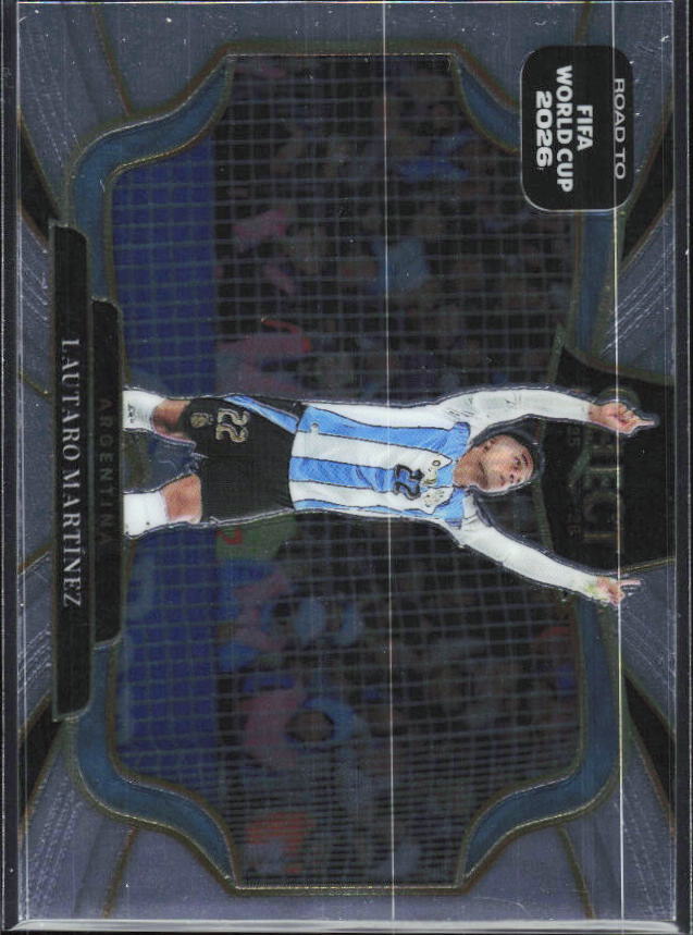 Lautaro Martínez – 2025-26 Panini Select Road to FIFA World Cup #207 Field Level – framsida