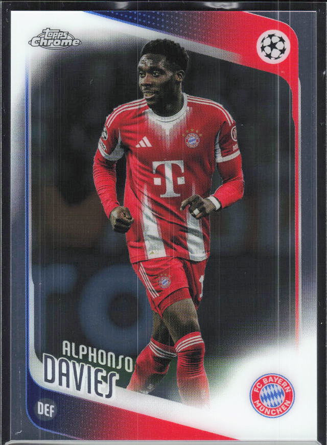 Alphonso Davies – 2025-26 Topps Chrome UEFA Club Competitions #90 – framsida
