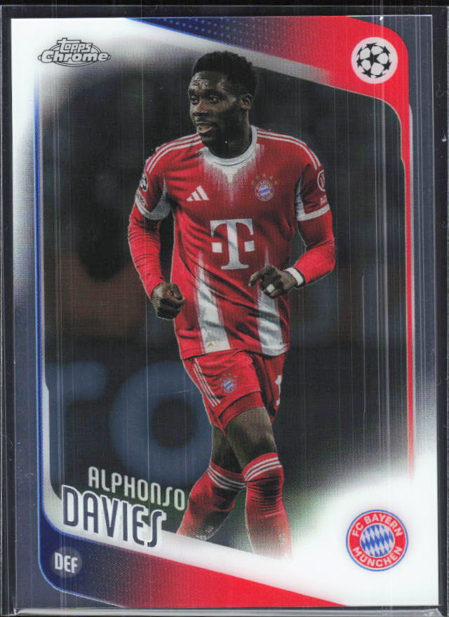 Alphonso Davies – 2025-26 Topps Chrome UEFA Club Competitions #90 – framsida