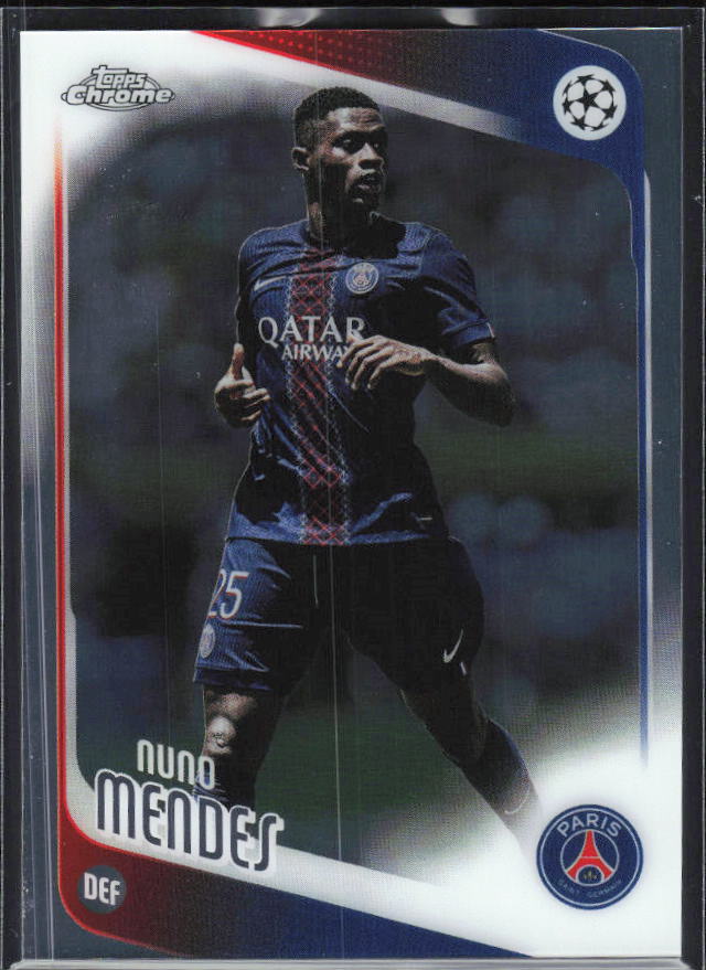 2025-26 Topps Chrome UEFA Club Competitions #69 Nuno Mendes – framsida