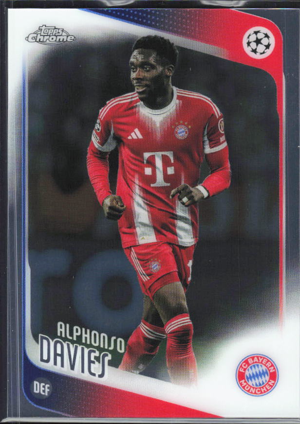 2025-26 Topps Chrome UEFA Club Competitions #90 Alphonso Davies – framsida