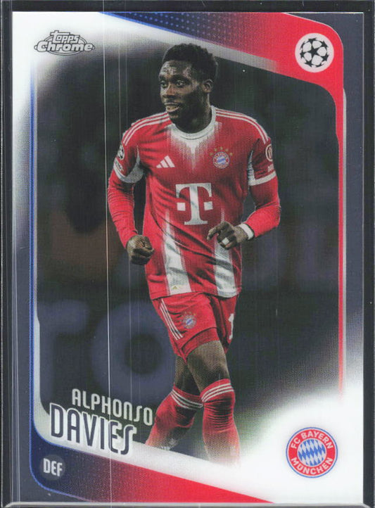 2025-26 Topps Chrome UEFA Club Competitions #90 Alphonso Davies – framsida