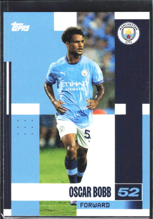 2024-25 Topps Manchester City Team Set #23 Oscar Bobb – framsida