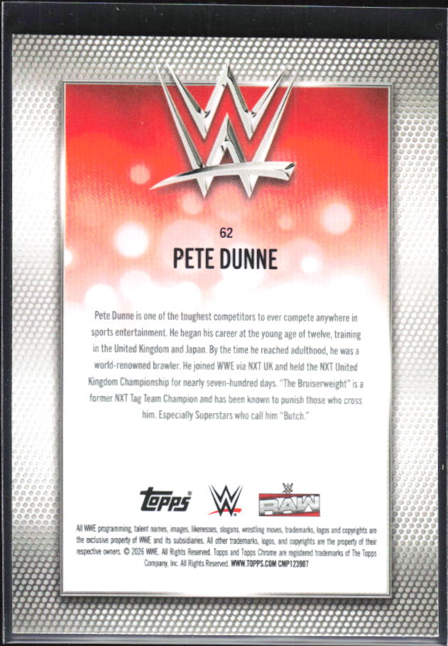 2026 Topps Chrome WWE #62 Pete Dunne – baksida