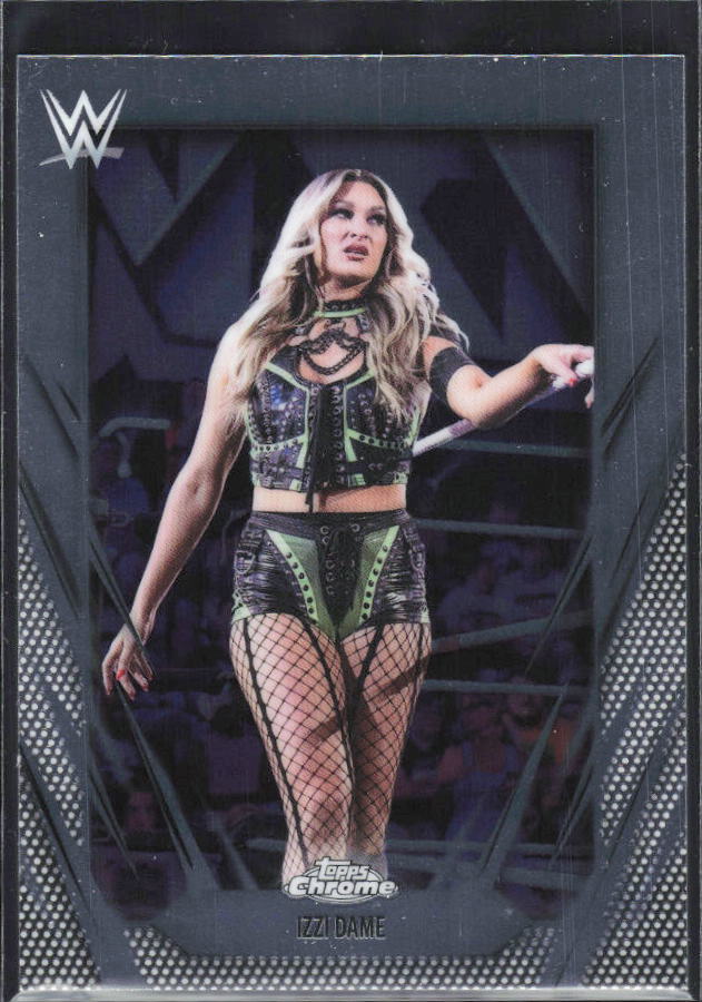 2026 Topps Chrome WWE #38 Izzi Dame – framsida