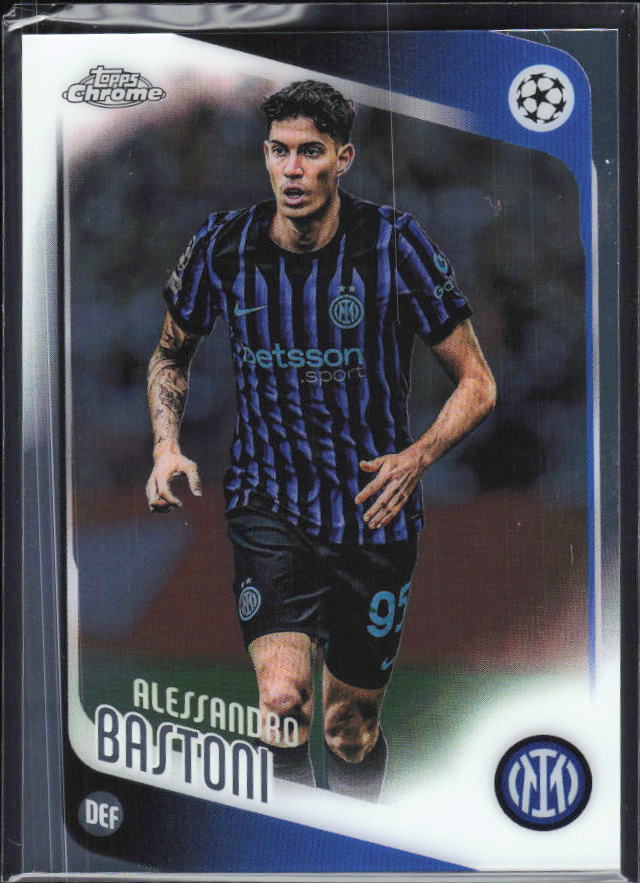 Alessandro Bastoni 2025-26 Chrome UEFA #143 – framsida