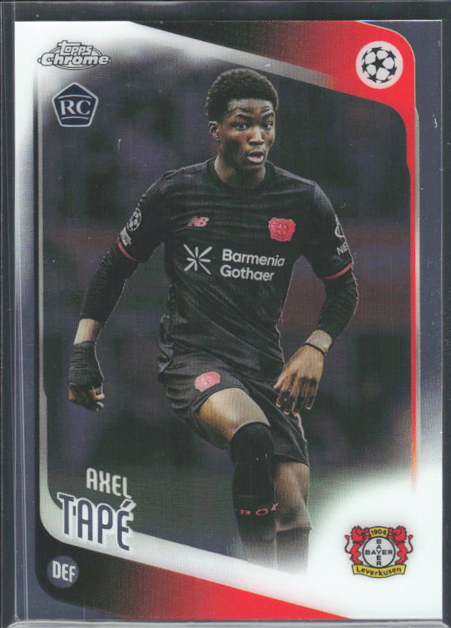 Axel Tapé 2025-26 Chrome UEFA RC #9 – framsida