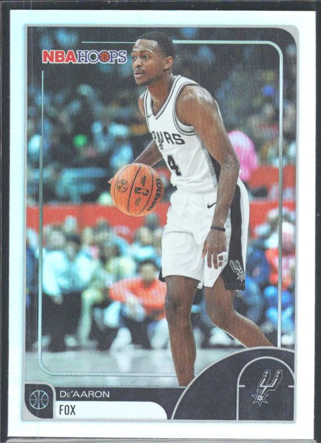 De'Aaron Fox 2025-26 NBA Hoops #18 – framsida