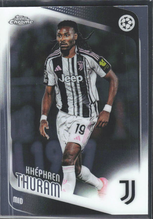 Khéphren Thuram 2025-26 Chrome UEFA #71 – framsida