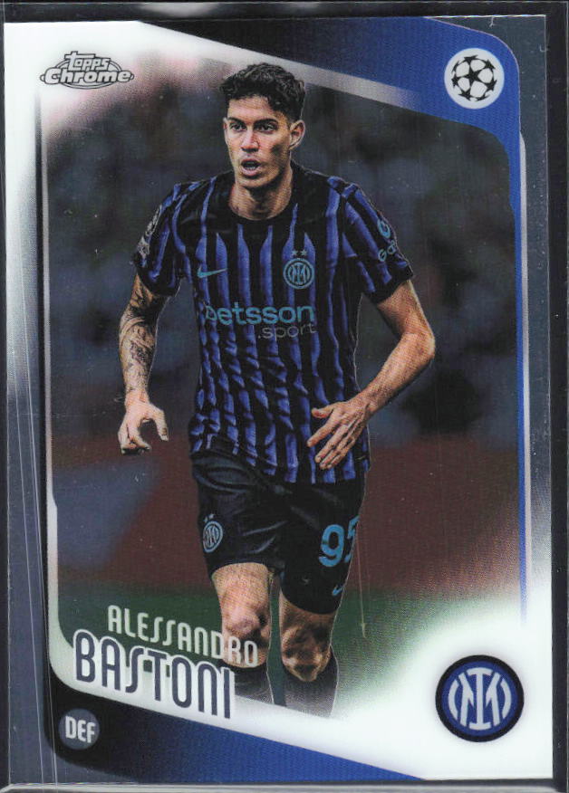 Alessandro Bastoni 2025-26 Chrome UEFA #143 – framsida