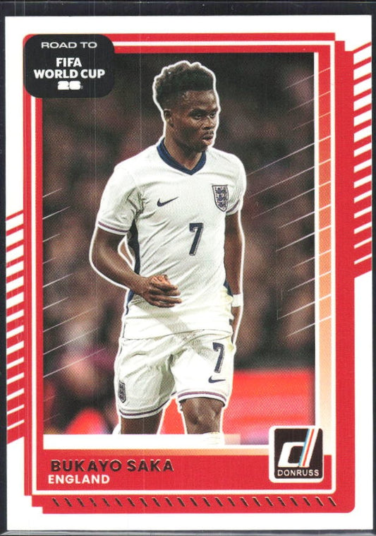 Bukayo Saka 2025-26 Donruss Road to FIFA World Cup #65 – framsida