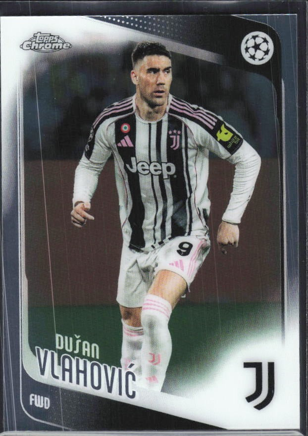 Dušan Vlahović 2025-26 Topps Chrome UCC #175 – framsida