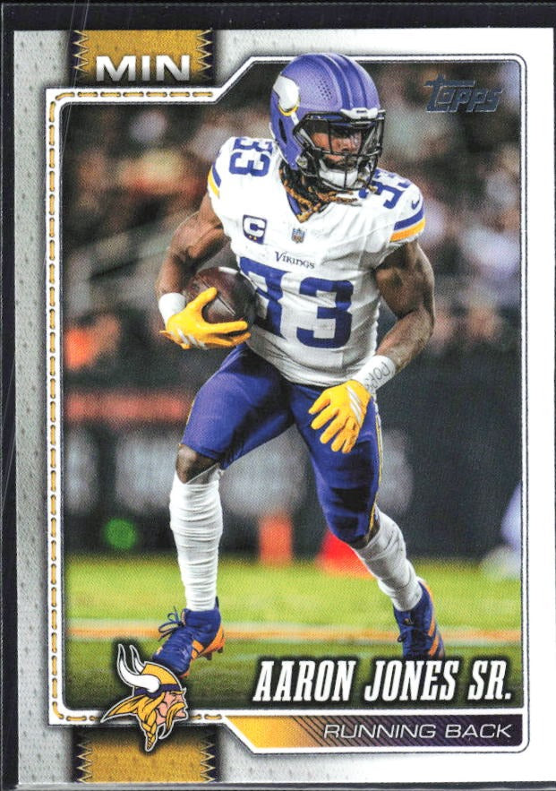 2026 Topps Flagship Football Aaron Jones Sr. #240 – framsida
