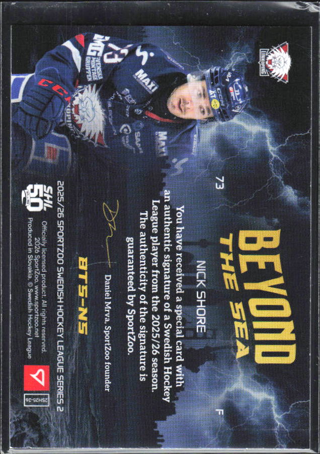 2025-26 SportZoo SHL S2 #BTS-NS Nick Shore Beyond The Sea Gold Auto 13/35 – baksida