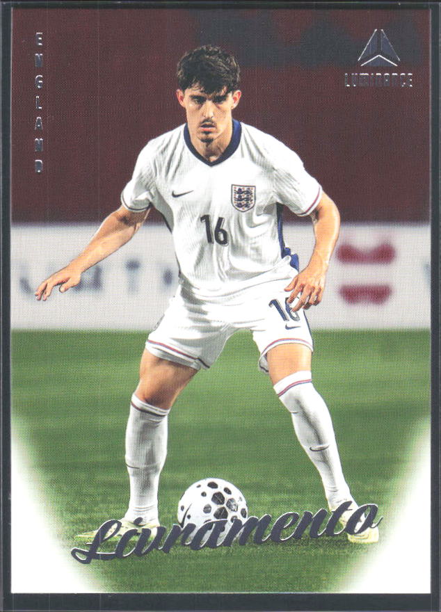 Tino Livramento – 2026 Panini Luminance England #11 – framsida