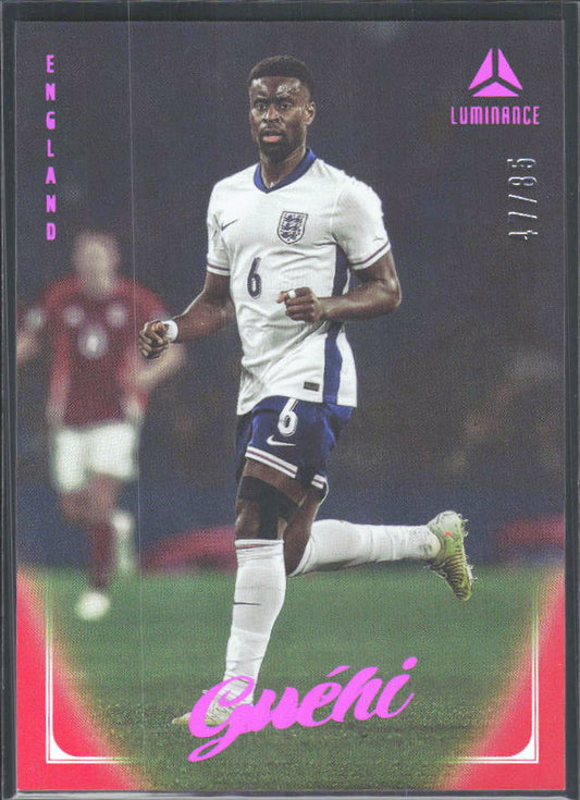 Marc Guéhi – 2026 Panini Luminance England #7 Magenta 47/85 – framsida