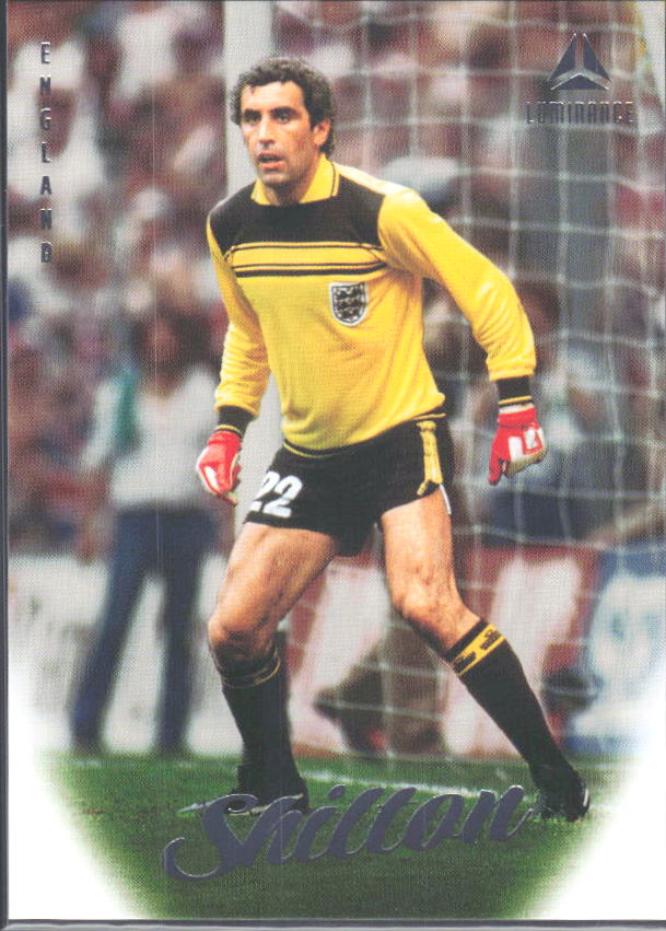 Peter Shilton – 2026 Panini Luminance England #17 – framsida