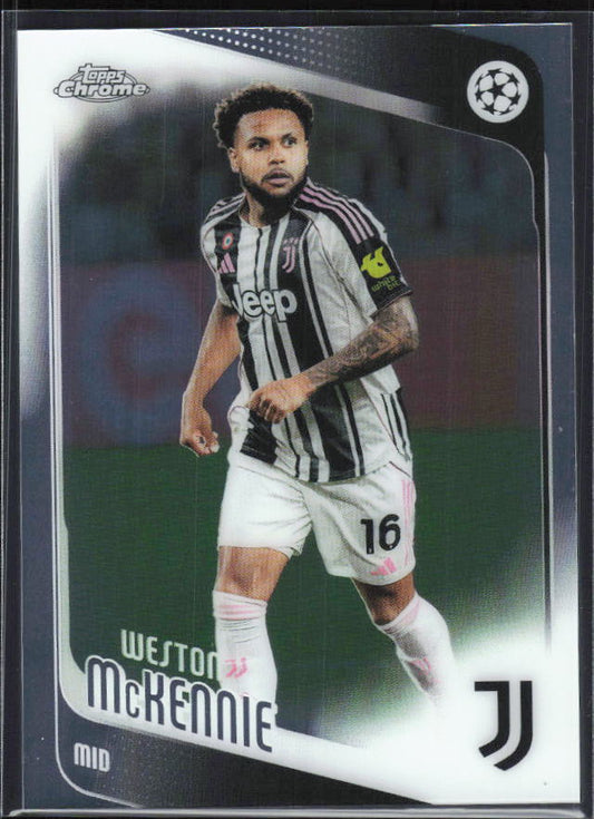 Weston McKennie – 2025-26 Topps Chrome UEFA Club Competitions #15 – framsida