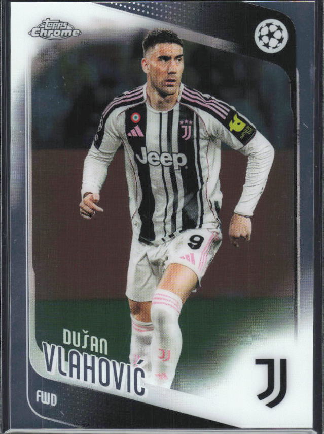 Dušan Vlahović – 2025-26 Topps Chrome UEFA Club Competitions #175 – framsida