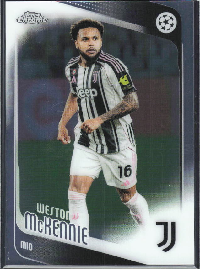 Weston McKennie – 2025-26 Topps Chrome UEFA Club Competitions #15 – framsida
