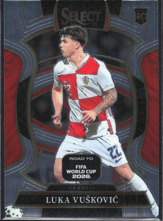 Luka Vušković – 2025-26 Panini Select Road to FIFA World Cup #36 Terrace RC – framsida