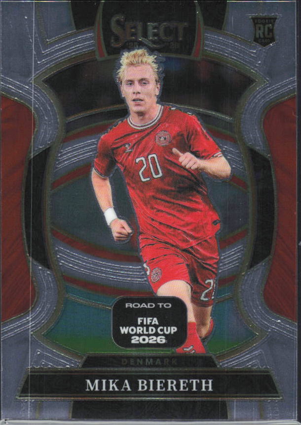 Mika Biereth – 2025-26 Panini Select Road to FIFA World Cup #20 Terrace RC – framsida